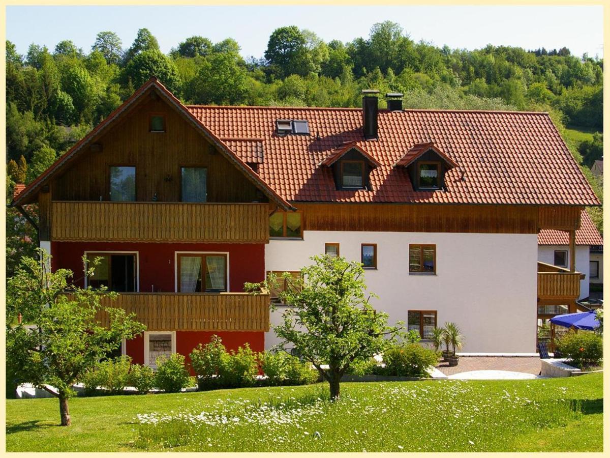 Gastehaus Claudia Bed & Breakfast Bad Abbach Exterior photo